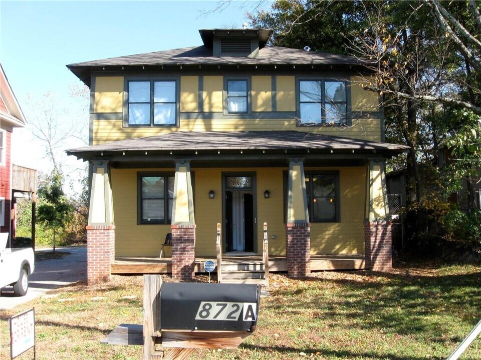 872 Washington St SW in Atlanta, GA - Building Photo