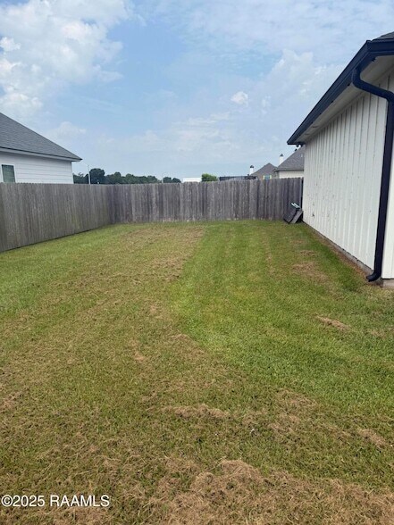 200 Windmill Palm Ln in Youngsville, LA - Building Photo - Building Photo