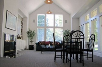 Gresham Central in Gresham, OR - Building Photo - Interior Photo