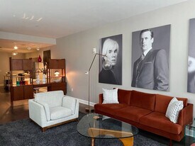 245 E Main St in Rochester, NY - Building Photo