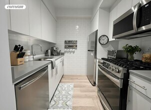 595 Dean St in Brooklyn, NY - Building Photo - Building Photo