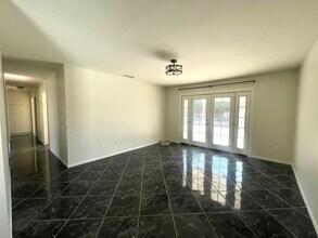 7160 Fiesta Ave in Riverside, CA - Building Photo - Building Photo