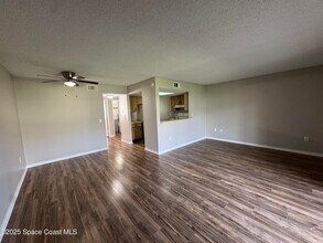 1068 Mollie Ln in Melbourne, FL - Building Photo - Building Photo