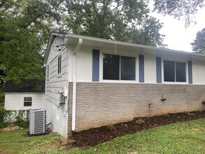 6622 Gary Ln in Chattanooga, TN - Building Photo - Building Photo