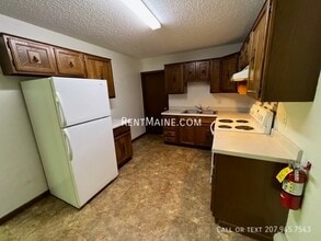 14 Rancourt Ave in Winslow, ME - Foto de edificio - Building Photo