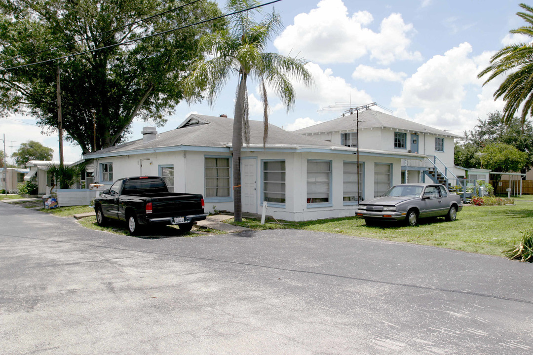 Lakeview Mobile Homes in Seminole, FL - Building Photo