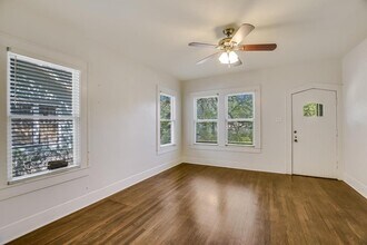 1007 Reagan Terrace in Austin, TX - Building Photo - Building Photo