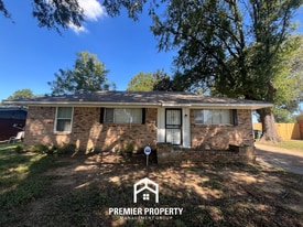 4637 Newton Dr in Memphis, TN - Building Photo