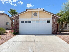 163 Cascade Dr in Henderson, NV - Building Photo