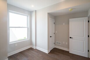 1910 Monument St in Philadelphia, PA - Building Photo