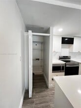 4470 NW 79th Ave in Doral, FL - Building Photo - Building Photo