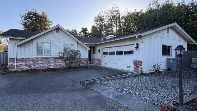 property at 2808 Harrison Ave