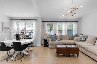 10441 SW 156th Ct, Unit 411 in Miami, FL - Building Photo - Building Photo