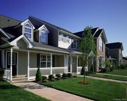 82 Village Green Dr in Port Jefferson Station, NY - Building Photo