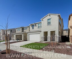 5445 Fiddler Cv Wy in Sacramento, CA - Building Photo