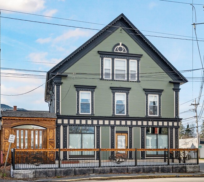 property at 121 Main St