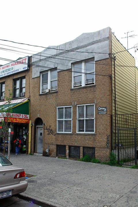 1408 Bronx River Ave in Bronx, NY - Building Photo