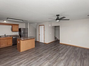 3112 SW Sharmin Ln in Ankeny, IA - Building Photo - Building Photo