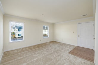 Regency at Longhill in Williamsburg, VA - Foto de edificio - Interior Photo