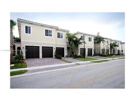 2664 SW 81st Ave in Miramar, FL - Building Photo