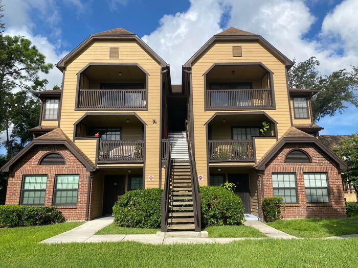 380 Lake Ontario Ct in Altamonte Springs, FL - Building Photo