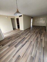 750 E Michelle Dr in Phoenix, AZ - Building Photo - Building Photo