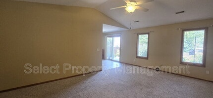 4110 Three Oaks Dr in Fort Wayne, IN - Building Photo - Building Photo