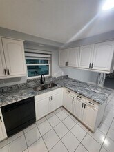 3109 Sandspur Dr in Tampa, FL - Building Photo - Building Photo