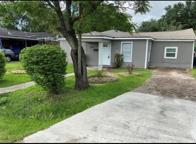 property at 314 New Mexico St