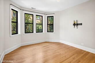 7635 N Greenview Ave in Chicago, IL - Building Photo - Building Photo