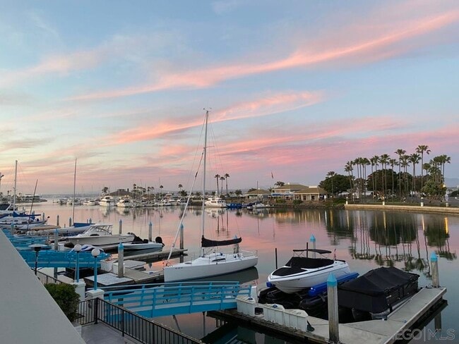 4 Antigua Ct in Coronado, CA - Building Photo - Building Photo
