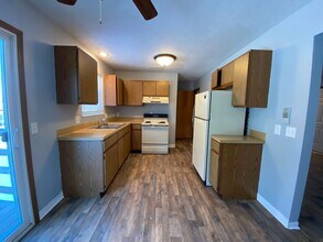 4330-4332 Ellsworth Rd in Stow, OH - Building Photo - Building Photo