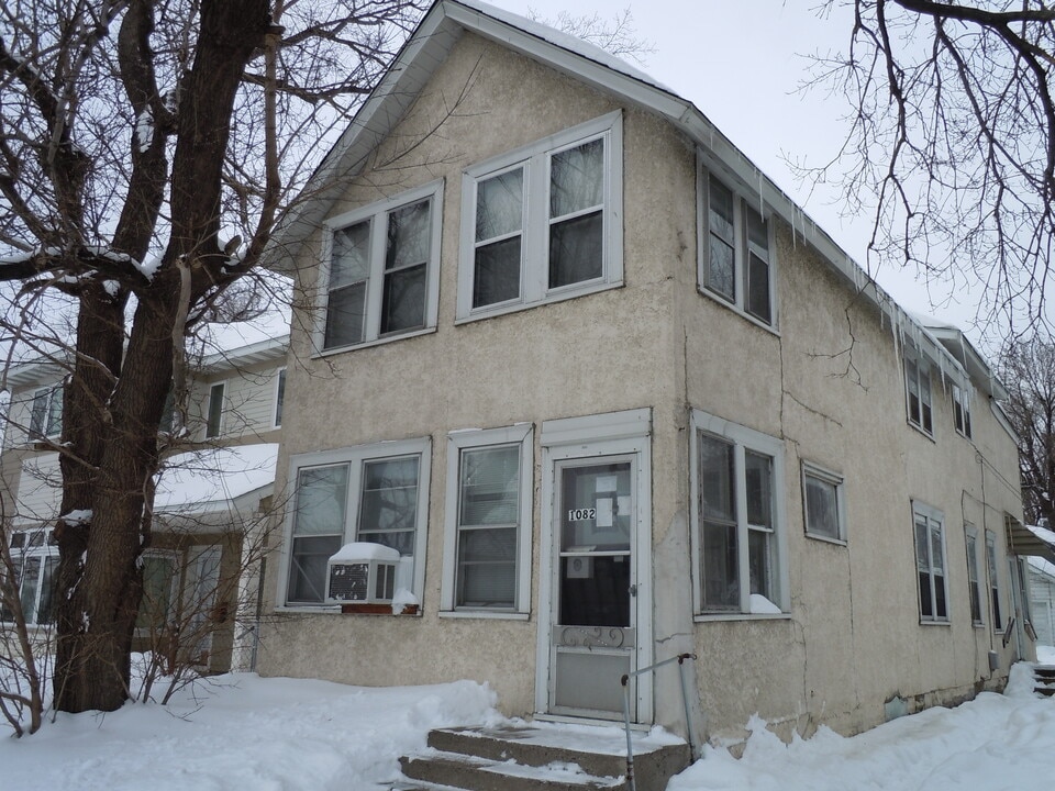 1082 11th Ave SE in Minneapolis, MN - Building Photo