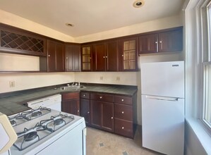 52 Revere St, Unit T5 in Boston, MA - Building Photo - Building Photo