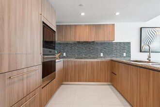 1170 101st St-Unit -302 in Bay Harbor Islands, FL - Building Photo - Building Photo
