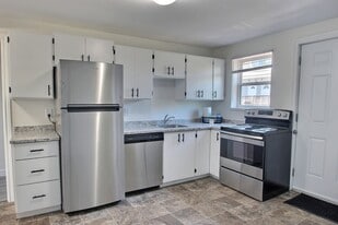 141 St. George St in Moncton, NB - Building Photo