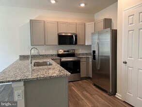144 Rae Ct in Luray, VA - Building Photo - Building Photo