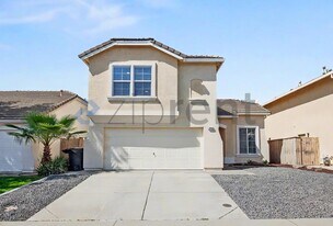 1833 Blue Skies Way in Roseville, CA - Building Photo