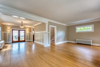 6017 Sycamore Ave NW in Seattle, WA - Building Photo - Building Photo