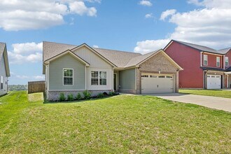 1108 Cardinal Crk Dr in Clarksville, TN - Building Photo - Building Photo