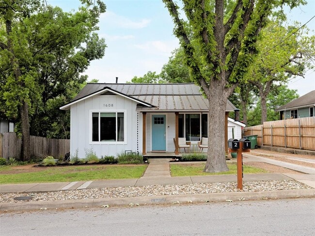 property at 1608 Cedar Ave