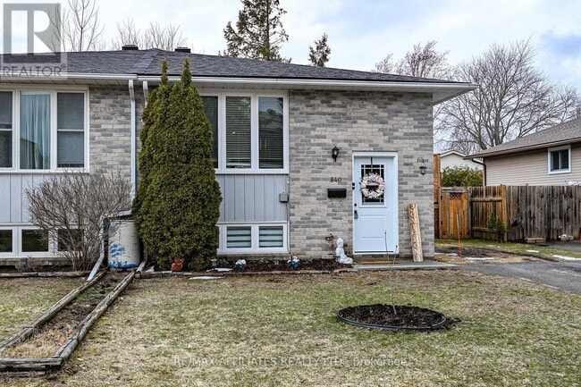property at 840 Macodrum Dr