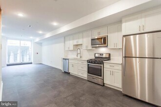 1154 S Sydenham St-Unit -1 in Philadelphia, PA - Building Photo - Building Photo