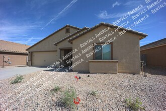 466 W Black Hawk Pl in Casa Grande, AZ - Building Photo - Building Photo