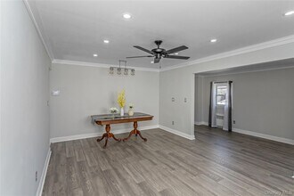 53 Washington Ave in Mineola, NY - Building Photo - Building Photo