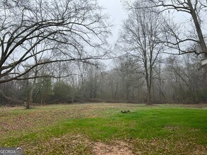 267 Fred Loggins Rd in Commerce, GA - Building Photo - Building Photo