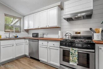 1807 Curcor Dr in Gulfport, MS - Building Photo - Building Photo
