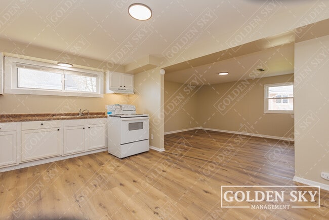 4609 S Madison St in Muncie, IN - Building Photo - Building Photo