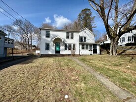 126 Beecher St in Southington, CT - Building Photo