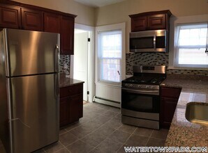 126 Winsor Ave in Watertown, MA - Building Photo - Building Photo
